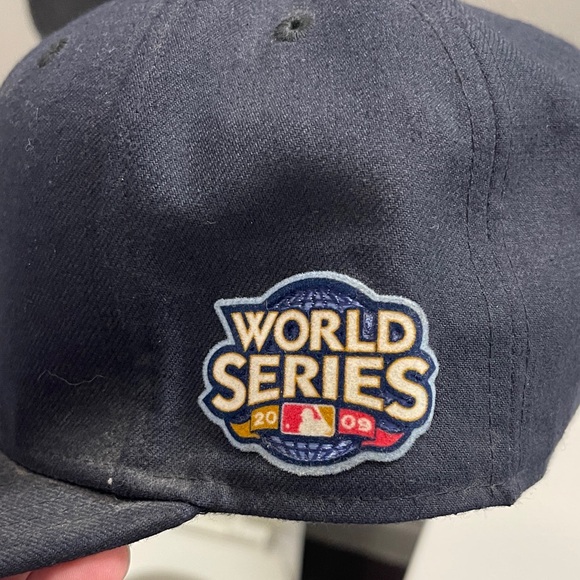 New Era Navy NY Logo Cap with World Series Patch - Picture 2 of 9